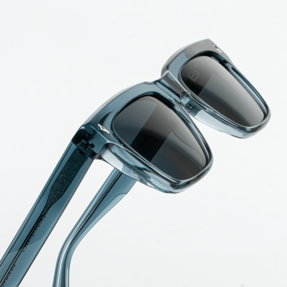 Zodiava: Lunettes de soleil de luxe Gris - Drlunettes